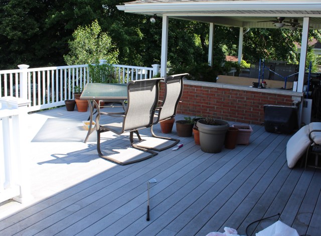 deck cleaning