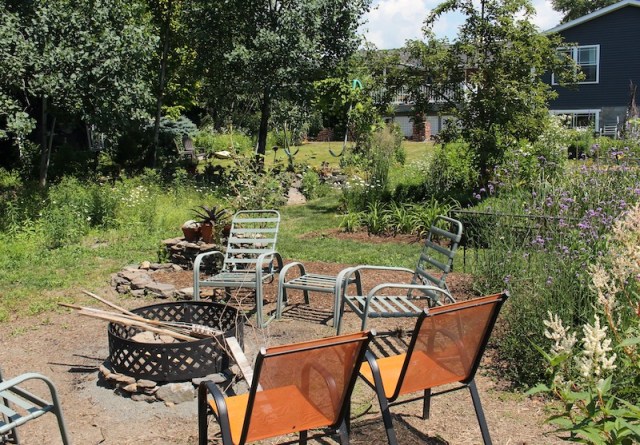 backyard firepit